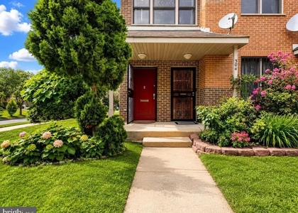 304 N 8th Street - Photo 1