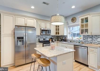 1509 S Dorrance Street - Photo 1