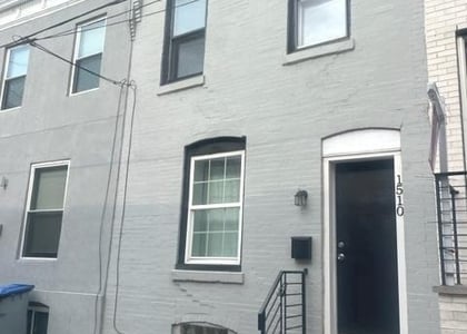 1510 S Lecount Street - Photo 1