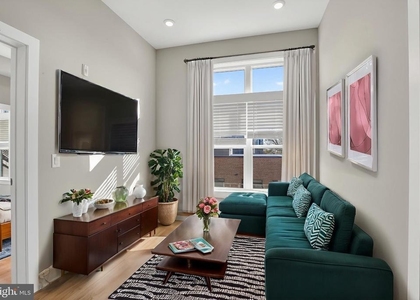 2034 N Front Street - Photo 1