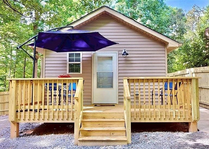 2402 Rockwood (cottage) Drive - Photo 1