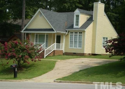 126 W Holding Avenue - Photo 1