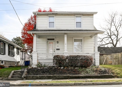 168 8th Street - Photo 1