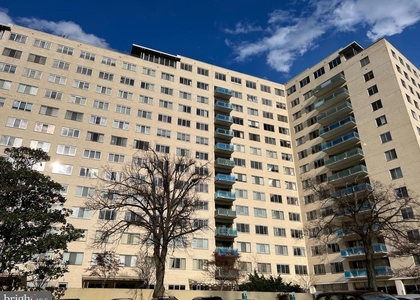 10201 Grosvenor Place - Photo 1