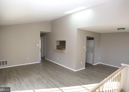 1709 Crimson Tree Way - Photo 1