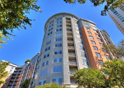 54 Rainey St - Photo 1