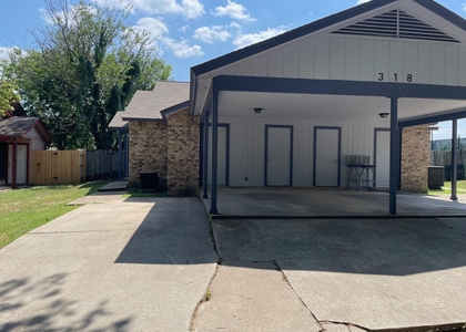 318 W William Cannon Dr - Photo 1