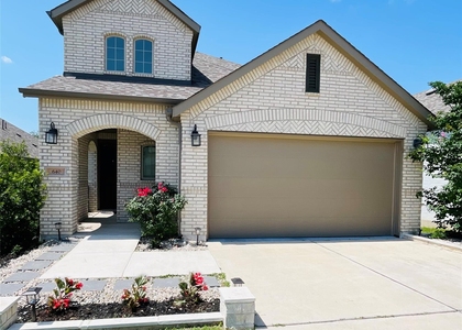 640 Pecan Bottom Trl - Photo 1