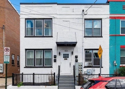 1825 Providence Street Ne - Photo 1