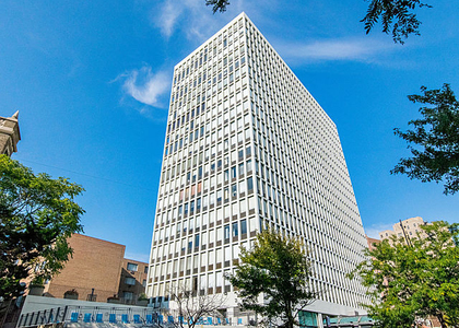 444 W Fullerton Parkway - Photo 1