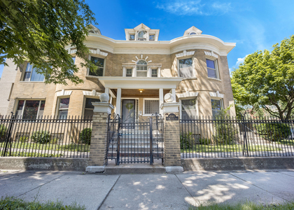 4560 S Michigan Avenue - Photo 1