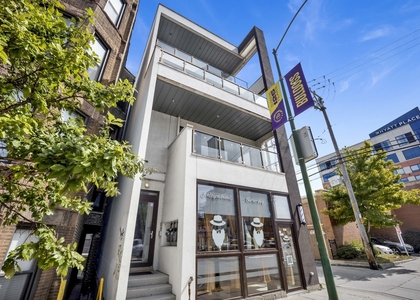 1617 N Ashland Avenue - Photo 1