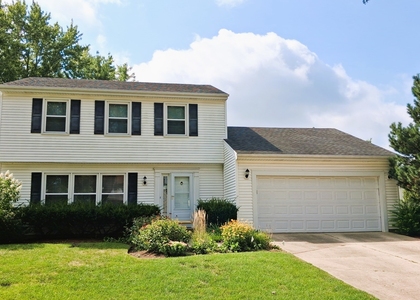 920 Chaucer Way - Photo 1