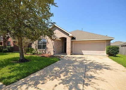 2608 Courtyard Lane - Photo 1