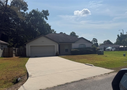 135 Kellyn Oaks Drive - Photo 1