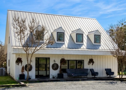 453 N Washington Street - Photo 1