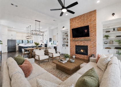 5326 Chandler Street - Photo 1