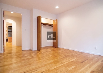 West 58th Street - Photo 1