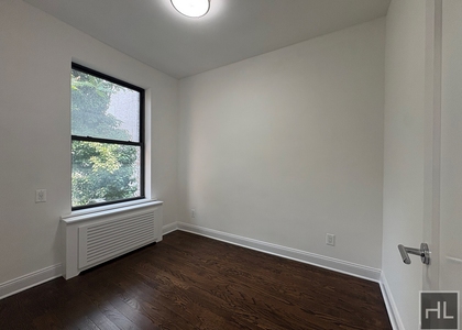 West 11 Street - Photo 1