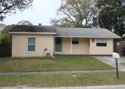 1108 Hollywood Avenue - Photo 1