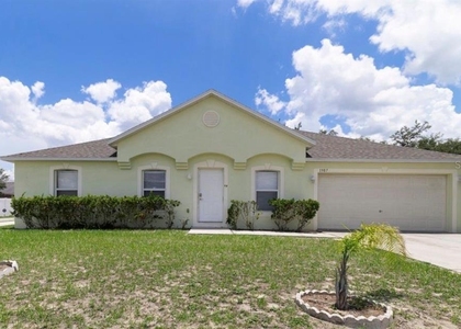 1907 Manatee Drive - Photo 1