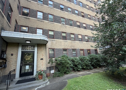 230 Farmington Avenue - Photo 1