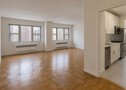 328 East 14th Street - Photo 1