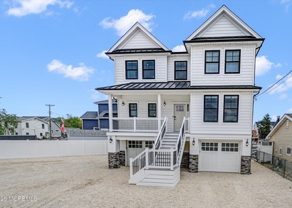 104 Lawrence Drive - Photo 1