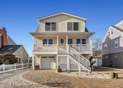117 Philadelphia Avenue - Photo 1
