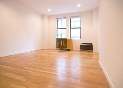 West 58th Street - Photo 1