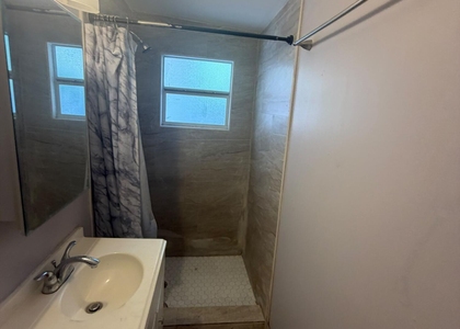 420 Lilac Court - Photo 1