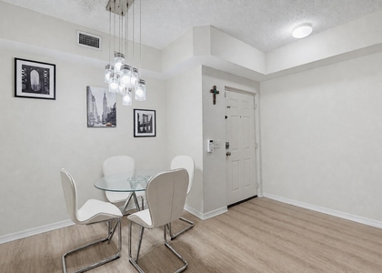 350 Crestwood Circle - Photo 1