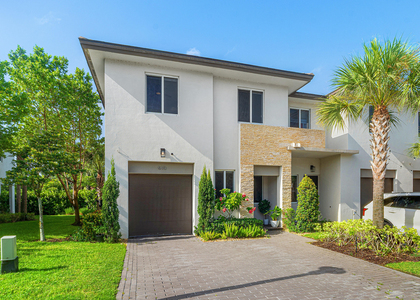 610 Pioneer Way - Photo 1