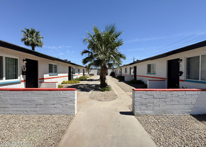 1342 W Willetta Street - Photo 1