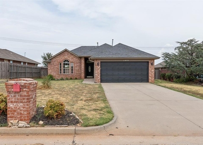 11933 Nw 7th Street - Photo 1