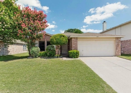 3118 Legend Drive - Photo 1