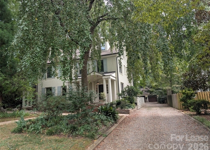 923 Henley Place - Photo 1