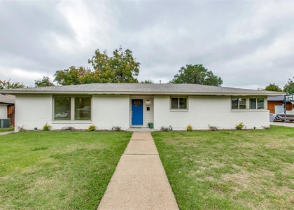 3517 Woodleigh Drive - Photo 1