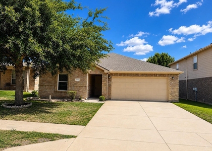 5704 Sapphire Pool Trail - Photo 1