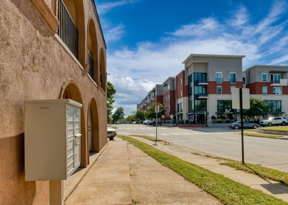 811 S Mesquite Street - Photo 1