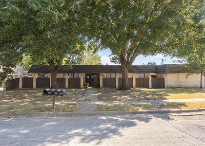 5221 Cordova Avenue - Photo 1