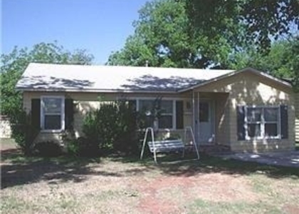 910 Westmoreland Street - Photo 1