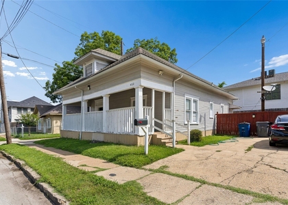 4112 Congress Avenue - Photo 1