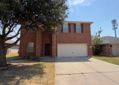 1740 Quail Springs Circle - Photo 1