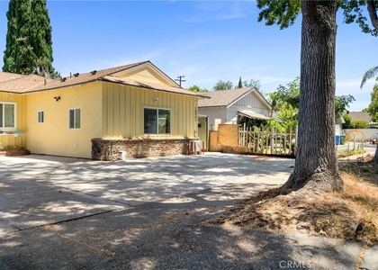 18947 Cantlay Street - Photo 1