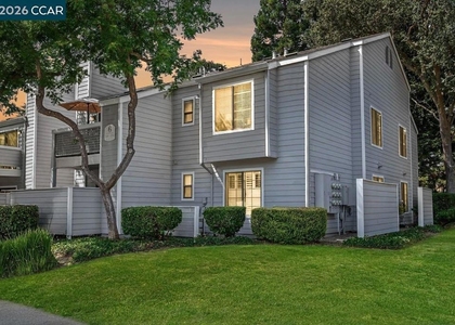 332 Eastridge Dr - Photo 1
