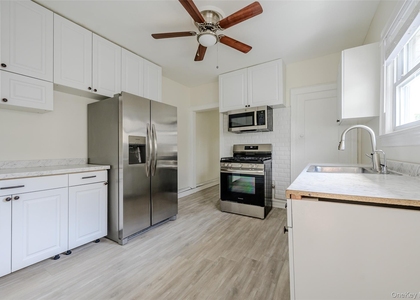 18 Watkins Street - Photo 1