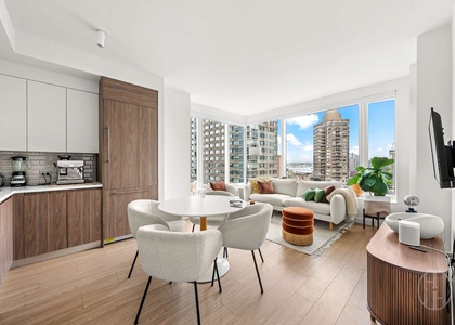 550 10th Avenue - Photo 1