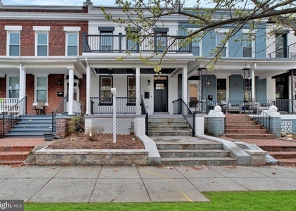 913 L Street Ne - Photo 1