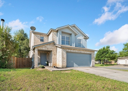 2600 Andres Way - Photo 1